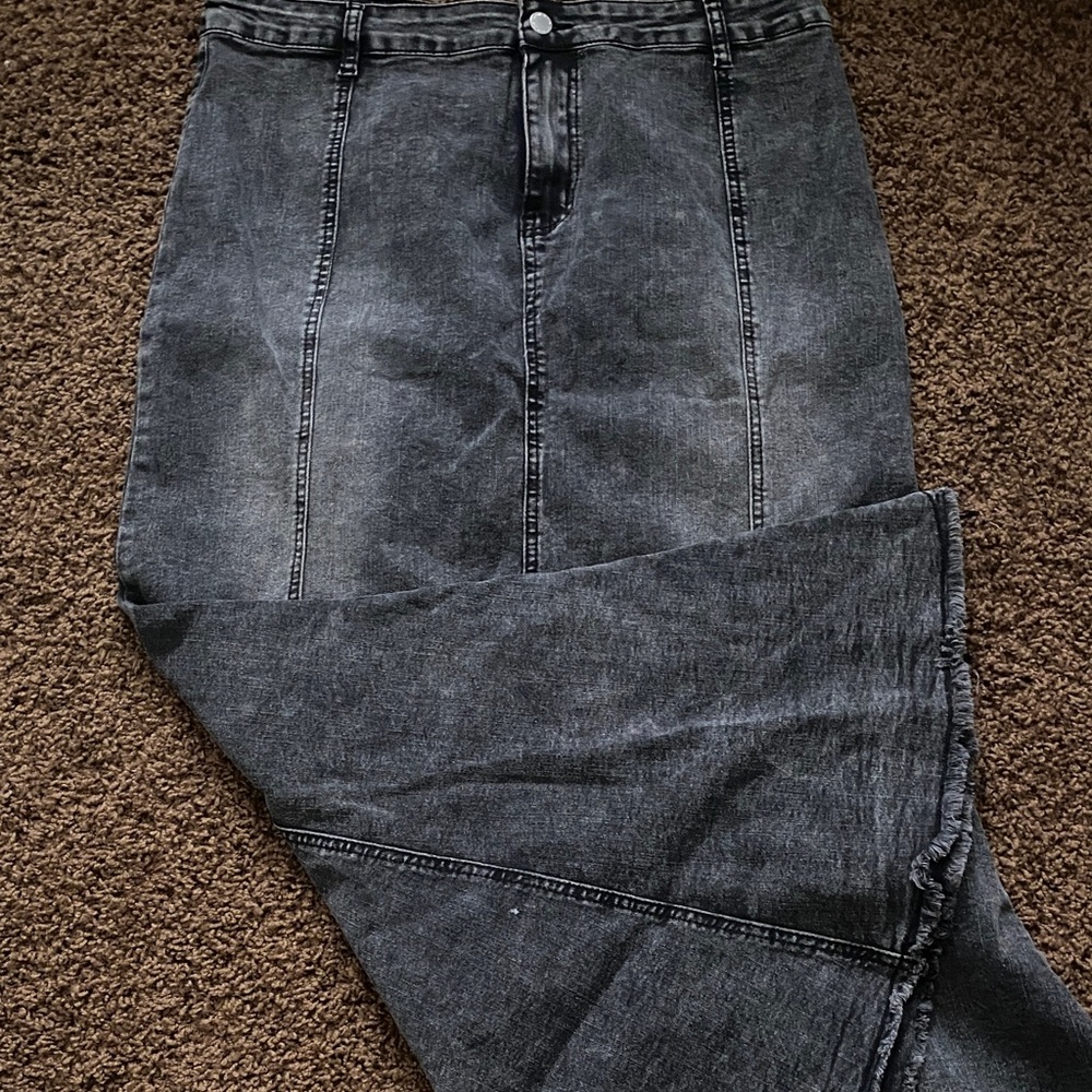 Women's Denim Mermaid Skirt in Black